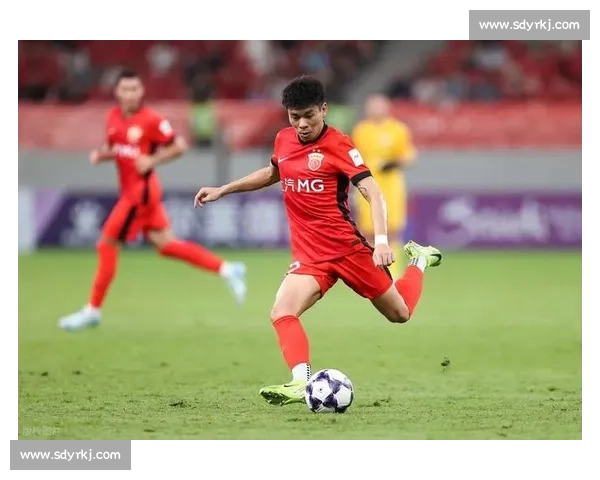 申花紧追国安！蓉城平局致争冠悬念升级，第三集团分化